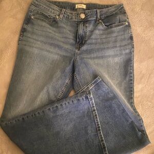 M Jeans by Maurice’s Blue Women's Jeans, stretch women’s sz 14,good condition